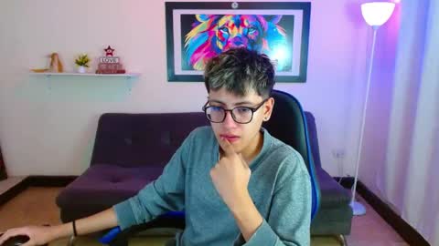 alex online show from May 11, 2026, 1:39 pm