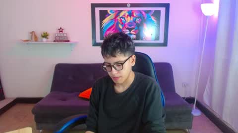 alex online show from June 19, 2026, 2:43 pm