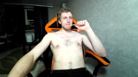 Snapshot of alexfox2018 chatting on February 6, 2025, 11:15 pm Alex online show from February 6, 2025, 11:15 pm