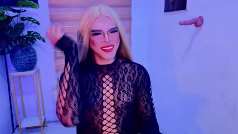 alexgrayanx online show from November 18, 2025, 6:18 am