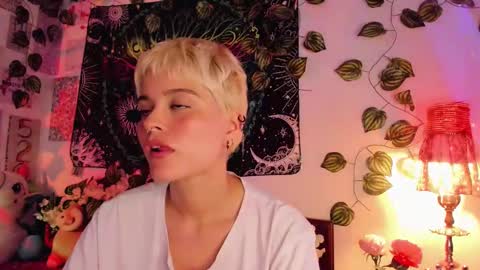 Snapshot of alexiafisher_ chatting on January 18, 2025, 9:24 pm Alex online show from January 18, 2025, 9:24 pm