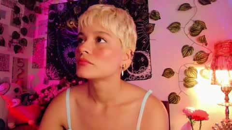 Snapshot of alexiafisher_ chatting on January 22, 2025, 1:11 pm Alex online show from January 22, 2025, 1:11 pm