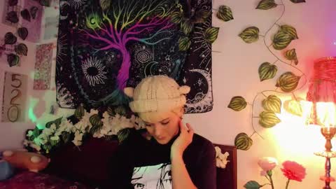 Snapshot of alexiafisher_ chatting on February 7, 2025, 7:59 pm Alex online show from February 7, 2025, 7:59 pm