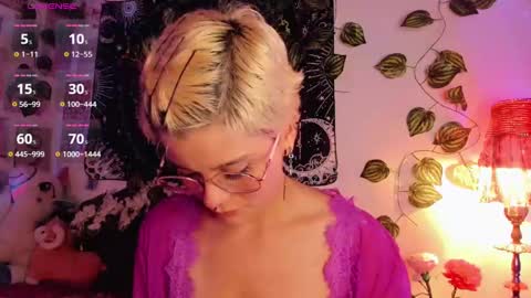 Snapshot of alexiafisher_ chatting on February 9, 2025, 4:29 pm Alex online show from February 9, 2025, 4:29 pm