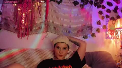 Snapshot of alexiafisher_ chatting on September 16, 2025, 4:02 am Alex online show from September 16, 2025, 4:02 am