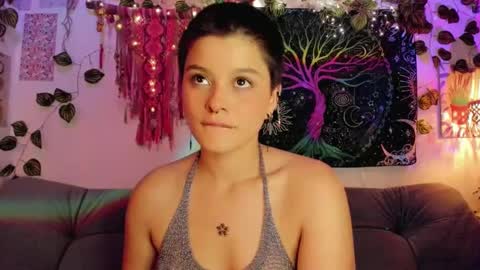 Snapshot of alexiafisher_ chatting on October 18, 2025, 1:52 am Alex online show from October 18, 2025, 1:52 am