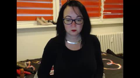 Snapshot of alexie33 chatting on November 9, 2025, 8:56 am alexie33 online show from November 9, 2025, 8:56 am