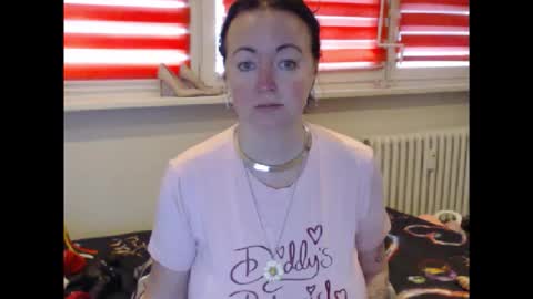 Snapshot of alexie33 chatting on February 12, 2026, 8:53 am alexie33 online show from February 12, 2026, 8:53 am