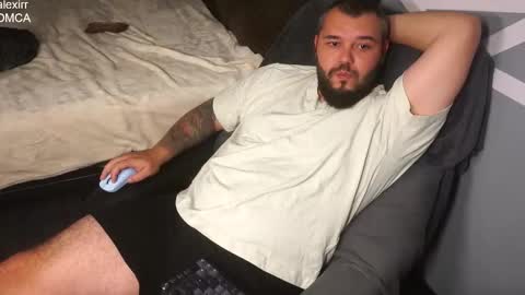 Snapshot of alexirr chatting on November 11, 2025, 10:10 pm Alex online show from November 11, 2025, 10:10 pm