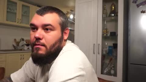 Snapshot of alexirr chatting on December 3, 2025, 1:02 am Alex online show from December 3, 2025, 1:02 am