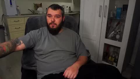 Snapshot of alexirr chatting on December 18, 2025, 10:38 pm Alex online show from December 18, 2025, 10:38 pm