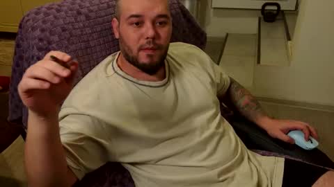 Snapshot of alexirr chatting on February 15, 2026, 9:44 pm Alex online show from February 15, 2026, 9:44 pm