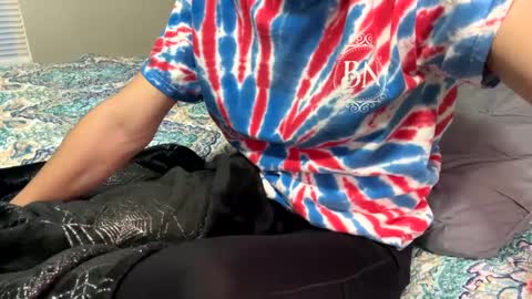 Alexis online show from December 4, 2024, 10:30 pm