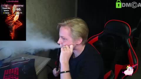 Alexis online show from October 10, 2025, 5:56 pm