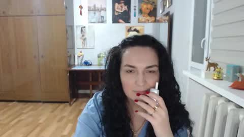 Snapshot of alexismillers chatting on February 10, 2026, 11:31 pm AlexisMillers online show from February 10, 2026, 11:31 pm