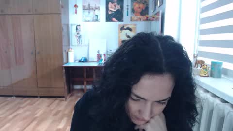 AlexisMillers online show from April 8, 2026, 10:15 am