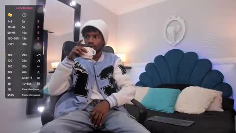 Snapshot of alexjaccob chatting on October 25, 2025, 1:18 pm Alex Jaccob online show from October 25, 2025, 1:18 pm