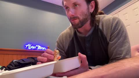 Alex Mann online show from December 1, 2024, 9:15 pm