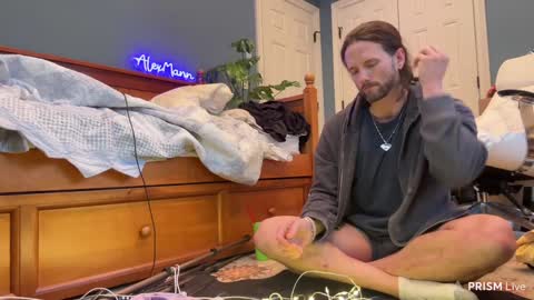 Alex Mann online show from February 7, 2025, 2:26 pm