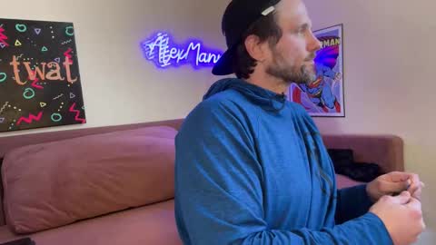 Snapshot of alexmanndickerson chatting on January 31, 2026, 10:08 pm Alex Mann online show from January 31, 2026, 10:08 pm