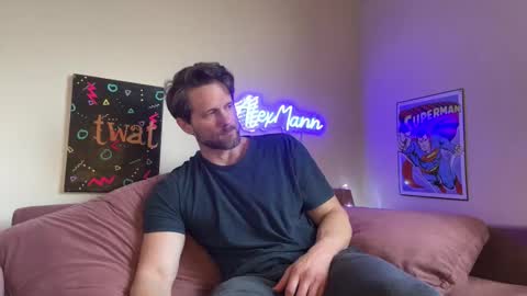 Snapshot of alexmanndickerson chatting on March 26, 2026, 5:29 pm Alex Mann online show from March 26, 2026, 5:29 pm