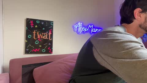 Snapshot of alexmanndickerson chatting on April 2, 2026, 7:44 pm Alex Mann online show from April 2, 2026, 7:44 pm