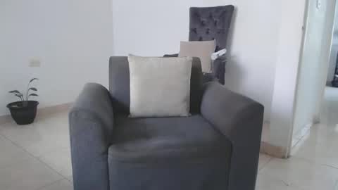 Snapshot of alexmaximuss chatting on February 8, 2025, 6:12 pm Maximuss online show from February 8, 2025, 6:12 pm