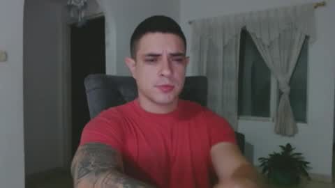 Snapshot of alexmaximuss chatting on February 16, 2025, 5:48 am Maximuss online show from February 16, 2025, 5:48 am