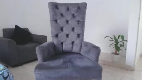 Snapshot of alexmaximuss chatting on November 30, 2025, 7:29 pm Maximuss online show from November 30, 2025, 7:29 pm