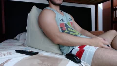 alexsb1998 online show from February 12, 2025, 6:51 am