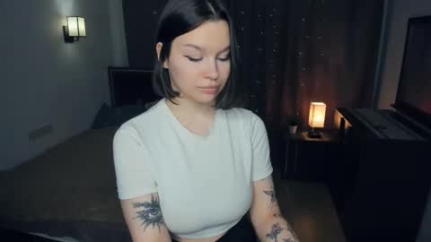 Alex online show from November 25, 2025, 9:04 pm