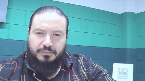 alextambet online show from December 23, 2024, 1:13 pm