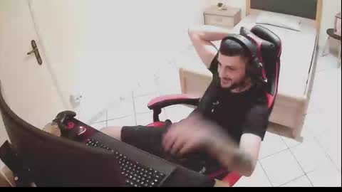 Snapshot of alexthepro00 chatting on October 1, 2025, 4:46 pm alexthepro00 online show from October 1, 2025, 4:46 pm