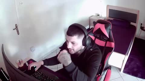 Snapshot of alexthepro00 chatting on January 15, 2026, 11:15 am alexthepro00 online show from January 15, 2026, 11:15 am