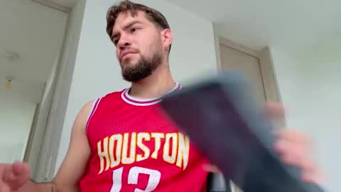 Snapshot of alextwunkk chatting on November 15, 2025, 5:31 pm Alex online show from November 15, 2025, 5:31 pm