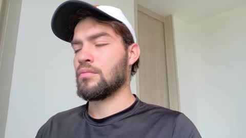 Snapshot of alextwunkk chatting on February 26, 2026, 8:30 pm Alex online show from February 26, 2026, 8:30 pm