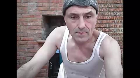 Alexandr online show from November 15, 2025, 4:32 am