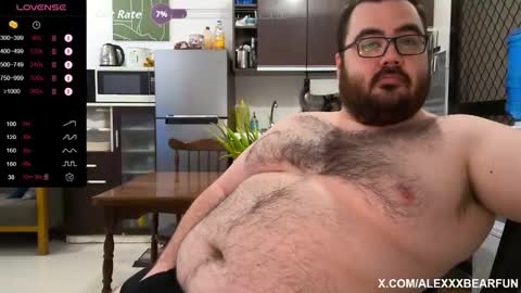 Snapshot of alexxxbear chatting on September 26, 2025, 8:46 pm alexxxbear online show from September 26, 2025, 8:46 pm