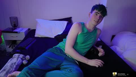 Snapshot of alfiegreenxxx chatting on February 5, 2025, 11:06 pm Alfie Green online show from February 5, 2025, 11:06 pm