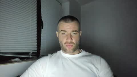 alfiesolomons87 online show from February 20, 2025, 8:14 pm