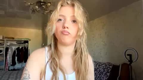Maria online show from October 8, 2025, 7:17 am