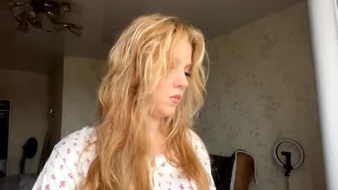 Maria online show from October 13, 2025, 7:08 am