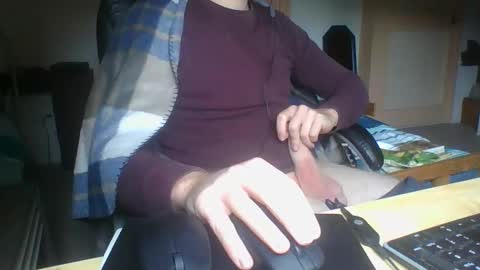 Snapshot of alfredosred123 chatting on October 7, 2025, 10:45 am Alfredo Ginger huge cock online show from October 7, 2025, 10:45 am