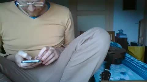 Snapshot of alfredosred123 chatting on April 3, 2026, 5:11 pm Alfredo Ginger huge cock online show from April 3, 2026, 5:11 pm