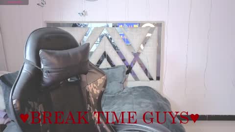 Carolina Join The Fan Club  online show from November 22, 2025, 1:37 am