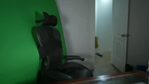 Luke online show from April 2, 2026, 2:42 am