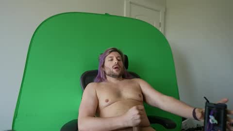 Luke online show from April 16, 2026, 7:14 pm