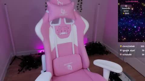 Snapshot of alic_black chatting on March 11, 2025, 4:10 am alic_black online show from March 11, 2025, 4:10 am