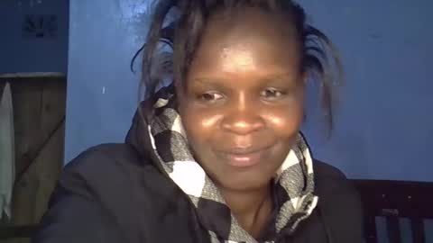 Snapshot of alic_crazy chatting on November 2, 2025, 7:16 pm alic_crazy online show from November 2, 2025, 7:16 pm