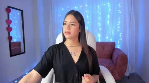 Snapshot of alice23jones chatting on February 25, 2025, 2:44 pm Alice online show from February 25, 2025, 2:44 pm